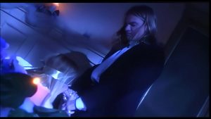 Chịch nhau trong quán ba hình ảnh mờ ảo