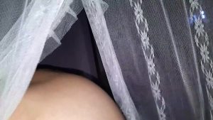 Nứng cặc lôi vợ ra địt nước lồn chảy lênh láng