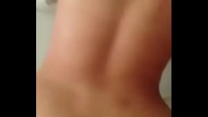 Đâm cái lồn dâm của em tận tử cung