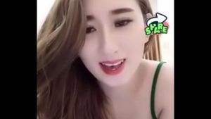 Gái xinh bướm khít thích khoe hàng trên bigo