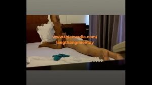 Chơi some gái còn trinh