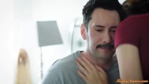 Vợ chồng cãi nhau lấy con cu làm hòa