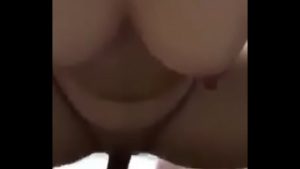 Em người yêu thích chơi trò cưỡi ngựa